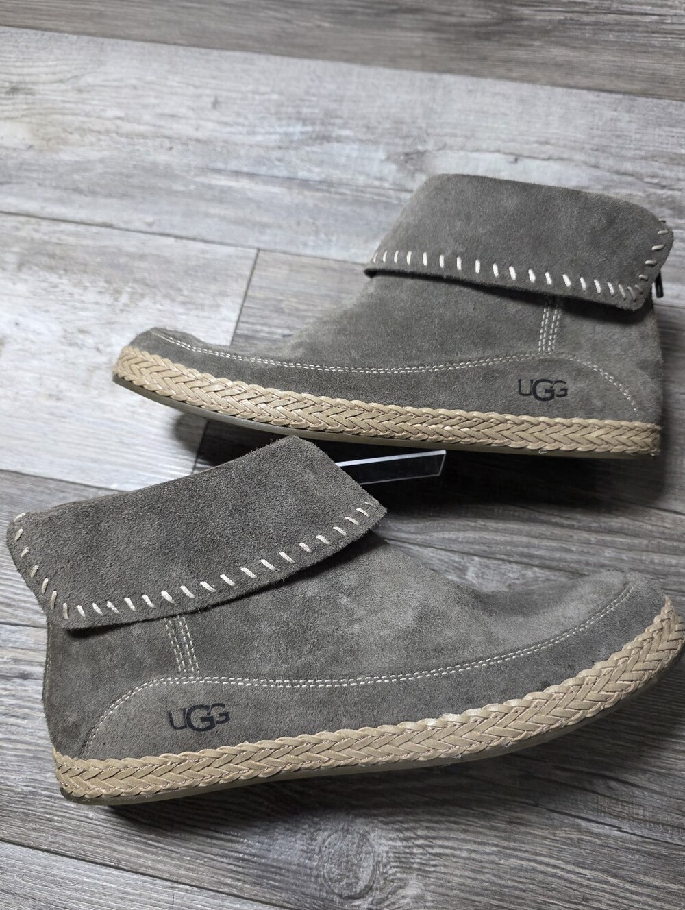 UGG Varney Suede Moccasin Ankle Booties Size 10